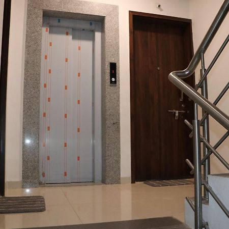 Service Apartments, Baner, Pune Eksteriør bilde